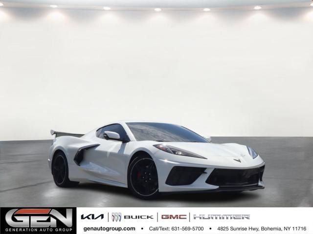 Used 2022 Chevrolet Corvette Stingray Coupe RWD image 1