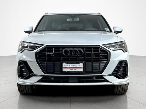 Used 2025 Audi Q3 2.0T Premium image 8