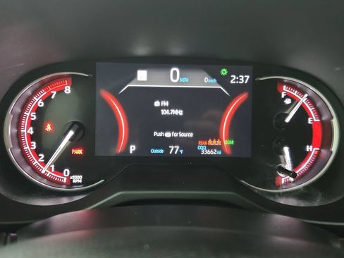 Used 2025 Toyota RAV4 XLE AWD/4WD image 25