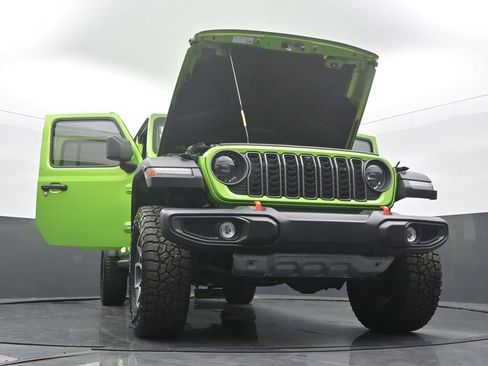 Used 2025 Jeep Gladiator Mojave w/ Safety Group image 58