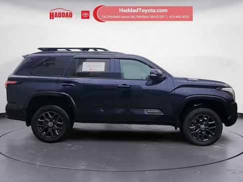 Used 2024 Toyota Sequoia Platinum AWD/4WD image 6