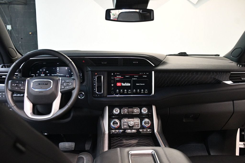 Used 2024 GMC Yukon XL Denali AWD/4WD image 5