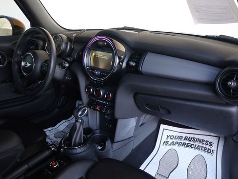 Used 2016 MINI Cooper 2-Door Hardtop FWD image 21