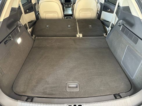 Used 2019 Lincoln Nautilus Reserve image 42