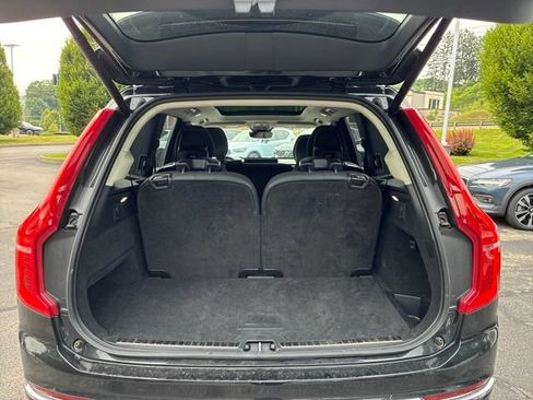 Used 2023 Volvo XC90 B6 Plus AWD/4WD image 18