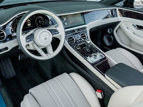 New 2026 Bentley Continental GTC image 32