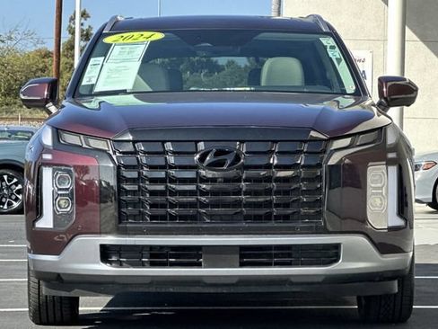 Used 2024 Hyundai Palisade Limited FWD image 9