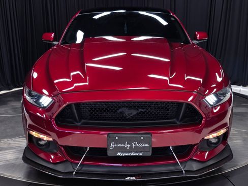 Used 2017 Ford Mustang GT Premium w/ GT Performance Package image 43