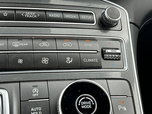 Used 2023 Hyundai Santa Fe Calligraphy image 29