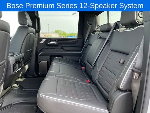 Used 2025 GMC Sierra 2500 AT4X AWD/4WD image 8