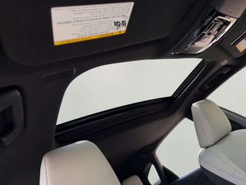 Used 2026 Lexus RX 350 Premium w/ Accessory Package (2T) AWD/4WD image 7