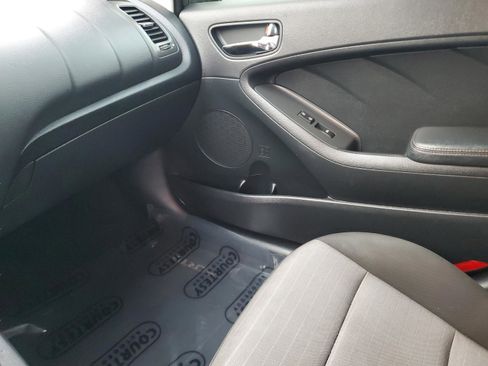 Used 2015 Kia Forte EX image 25