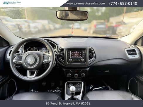 Used 2018 Jeep Compass Latitude AWD/4WD image 20