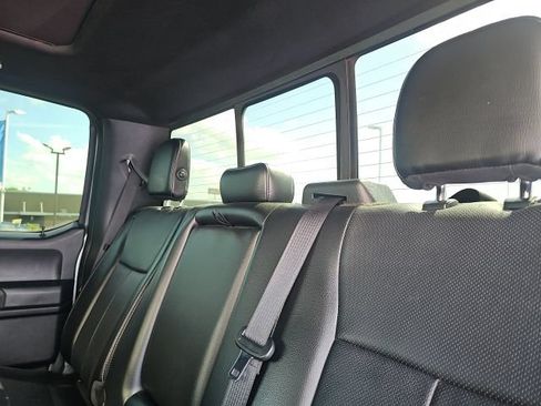 Used 2018 Ford F150 Lariat w/ Equipment Group 502A Luxury AWD/4WD image 13