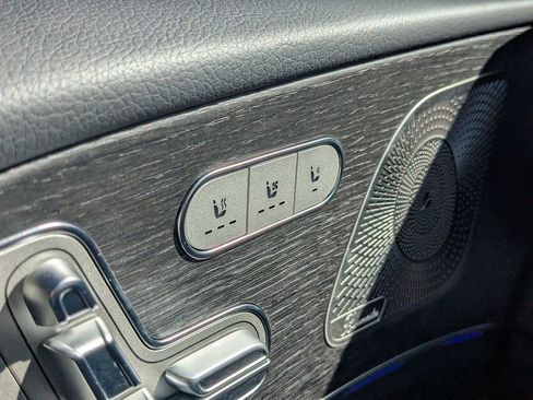 Certified 2025 Mercedes-Benz GLE 450e 4MATIC image 10