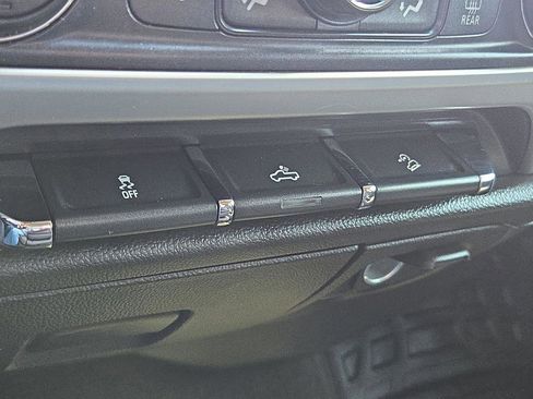 Used 2016 GMC Sierra 1500 SLE w/ SLE Value Package image 23