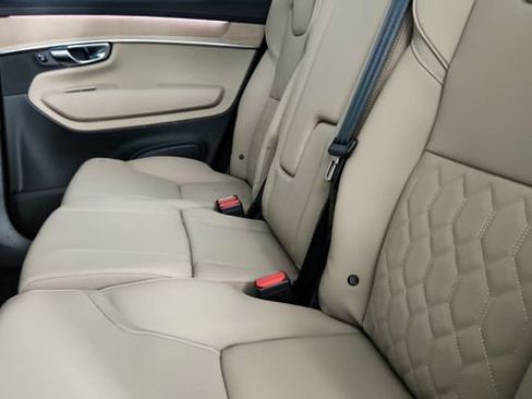 New 2026 Volvo XC90 B6 Plus w/ Protection Package Premier AWD/4WD image 30