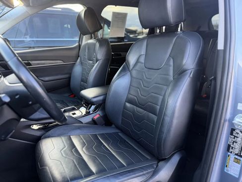 Used 2022 Kia Telluride SX w/ SX Prestige Package image 25