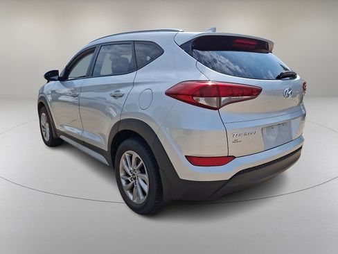 Used 2018 Hyundai Tucson SEL w/ Winter Package AWD/4WD image 7