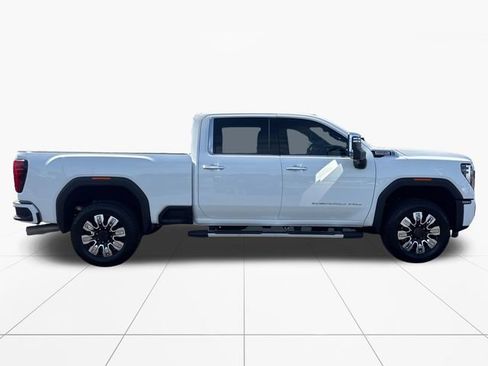 Used 2025 GMC Sierra 2500 Denali AWD/4WD image 7