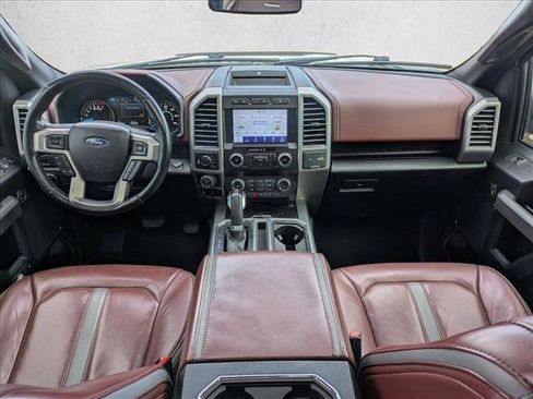 Used 2019 Ford F150 Platinum w/ Equipment Group 701A Luxury AWD/4WD image 13