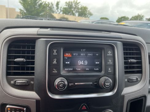 Used 2015 RAM 1500 Express AWD/4WD image 26