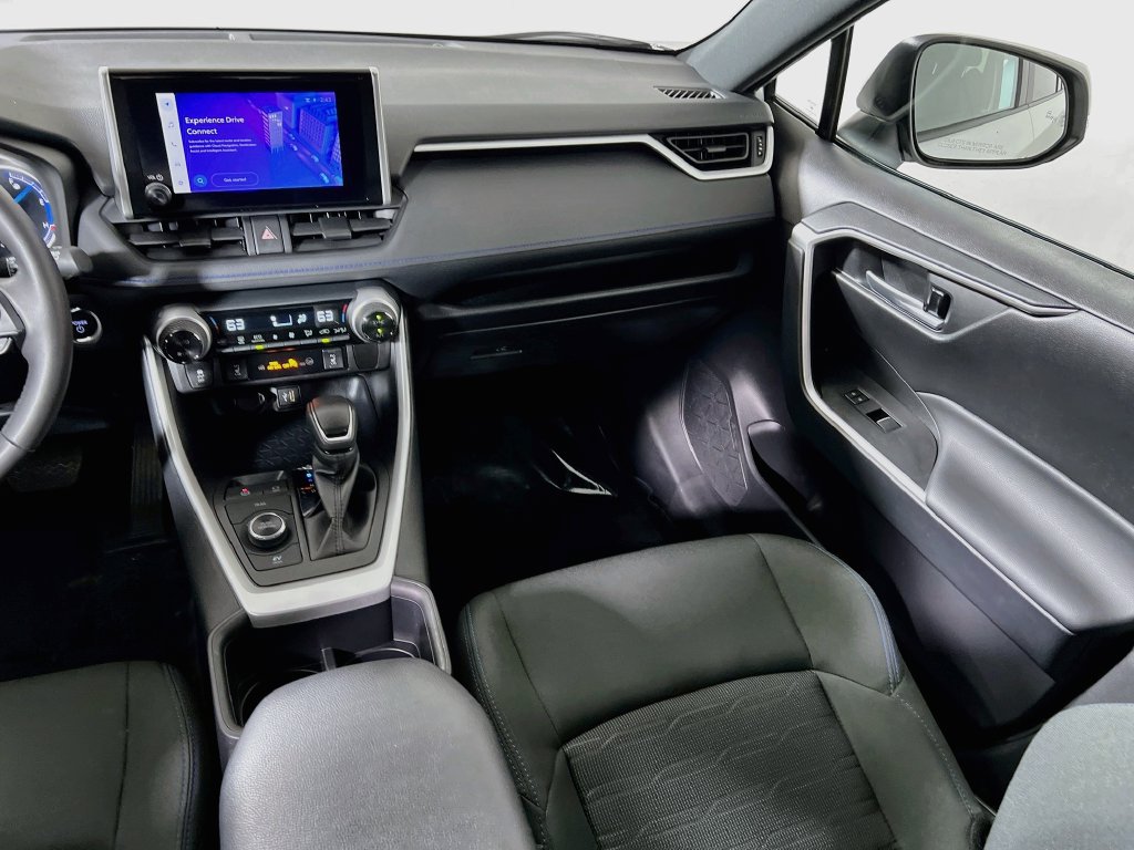 Certified 2025 Toyota RAV4 SE w/ Convenience Package AWD/4WD image 19