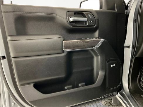 Used 2021 Chevrolet Silverado 1500 LTZ w/ LTZ Premium Package image 18