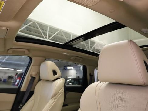 Used 2025 Acura MDX w/ Technology Package image 27