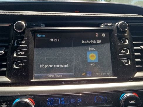 Used 2019 Toyota Highlander Plus FWD image 20