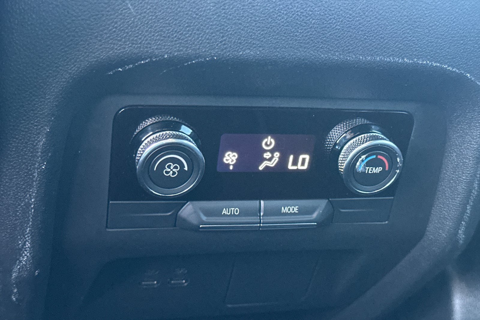 Used 2026 Buick Enclave Sport Touring FWD image 42