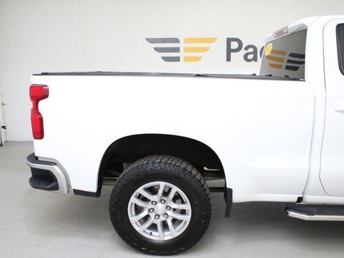 Used 2020 Chevrolet Silverado 1500 LT w/ All-Star Edition image 11