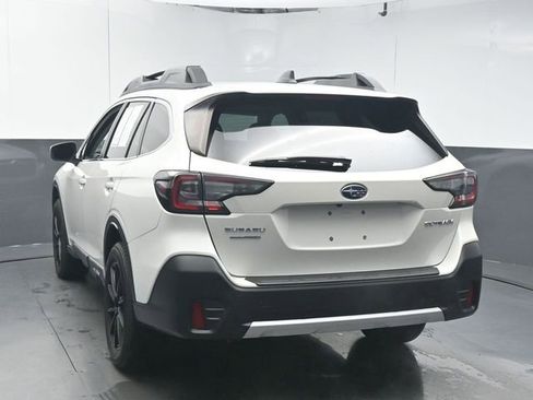 Used 2022 Subaru Outback Limited image 6