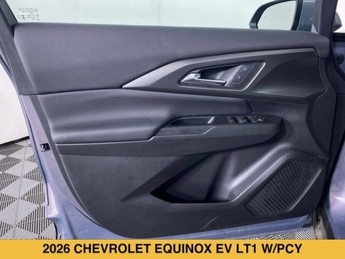 Certified 2026 Chevrolet Equinox EV LT w/ Comfort Package FWD image 11