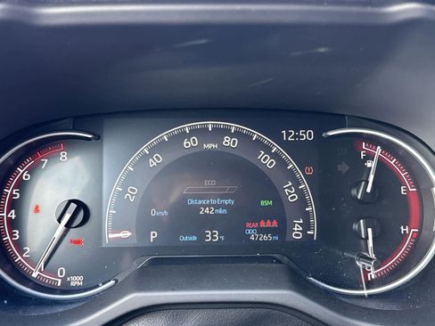 Used 2024 Toyota RAV4 XLE image 30