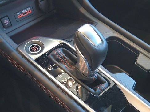 Used 2025 Nissan Sentra SR w/ SR Premium Package image 25