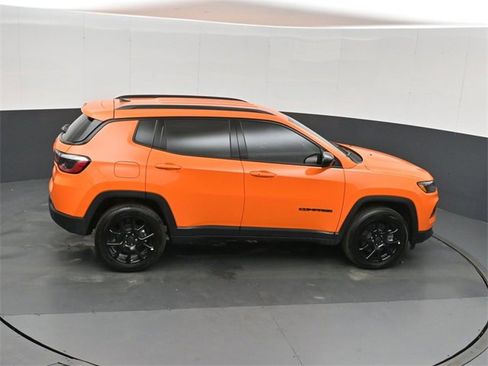 New 2026 Jeep Compass Latitude image 28