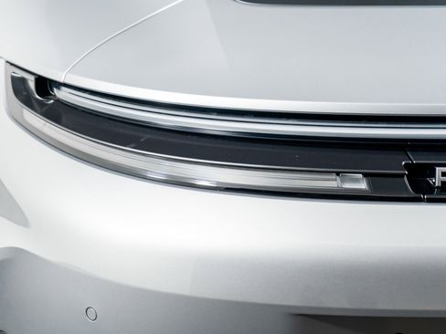 Used 2025 Porsche 911 Carrera S w/ Premium Package image 9