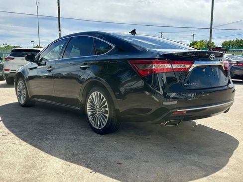 Used 2016 Toyota Avalon Limited image 5