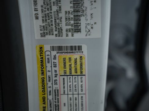 Used 2017 Ford Fusion SE FWD image 41