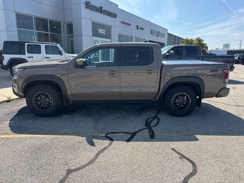 Used 2023 Nissan Frontier PRO-4X w/ Pro-4X Premium Package AWD/4WD image 5