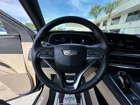 Certified 2021 Cadillac Escalade Premium Luxury RWD image 22