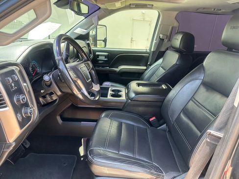 Used 2018 GMC Sierra 3500 Denali w/ Duramax Plus Package image 15