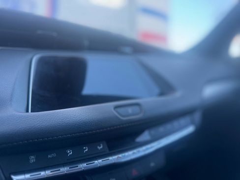 Used 2023 Cadillac XT4 Premium Luxury AWD/4WD image 51