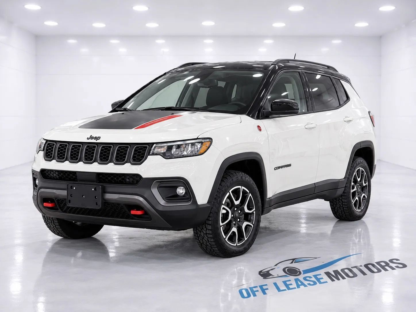 Used 2025 Jeep Compass Trailhawk AWD/4WD image 1