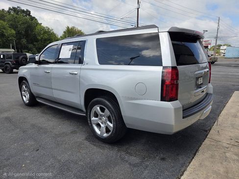 Used 2015 Chevrolet Suburban LT AWD/4WD image 3