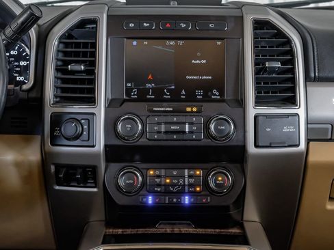 Used 2019 Ford F250 Lariat w/ Lariat Value Package image 24