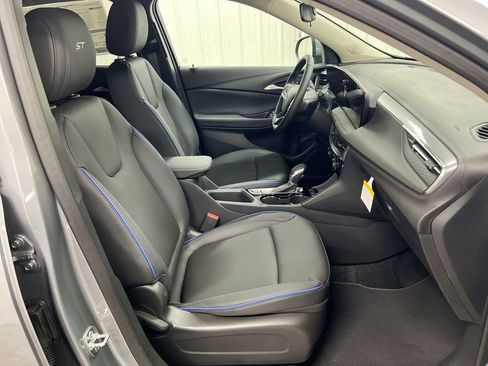 New 2026 Buick Encore GX Sport Touring w/ Comfort Package FWD image 21