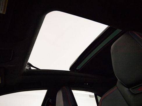 New 2026 Porsche Macan GTS Electric image 30