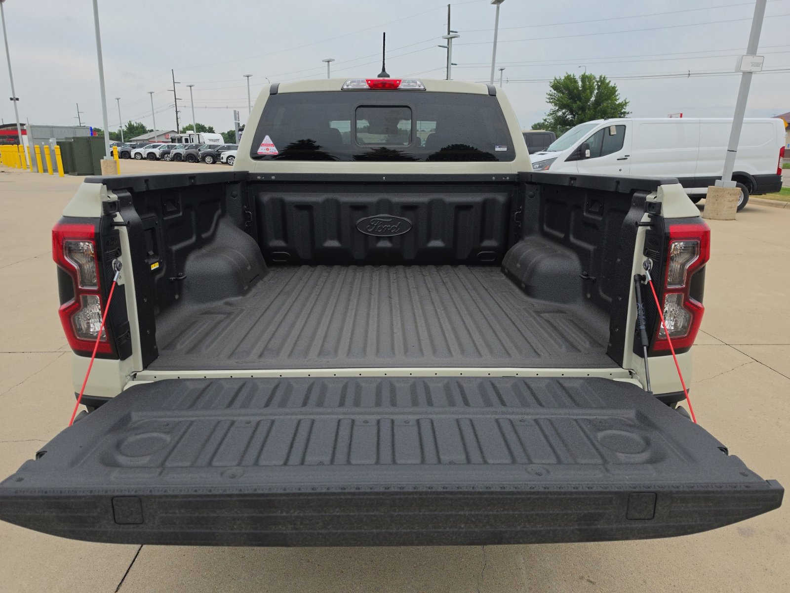 New 2026 Ford Ranger Lariat w/ FX4 Off-Road Package AWD/4WD image 9